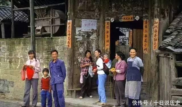  中国农村：80年代的中国农村是什么样子的 90后都没见过!