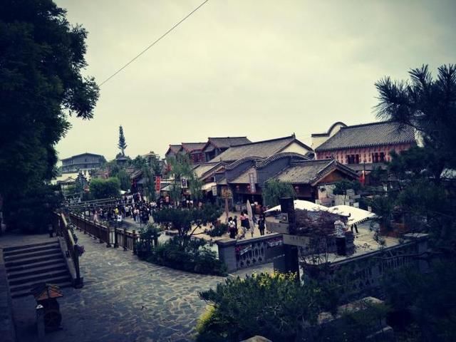 如今空无一人的“鬼城”，一碗面曾卖到30元，游客：自己作死