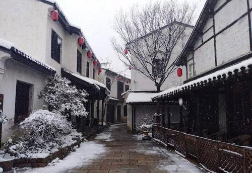 江南最该火的古镇，10亿打造去不收费用！游客：它才是江南的灵魂