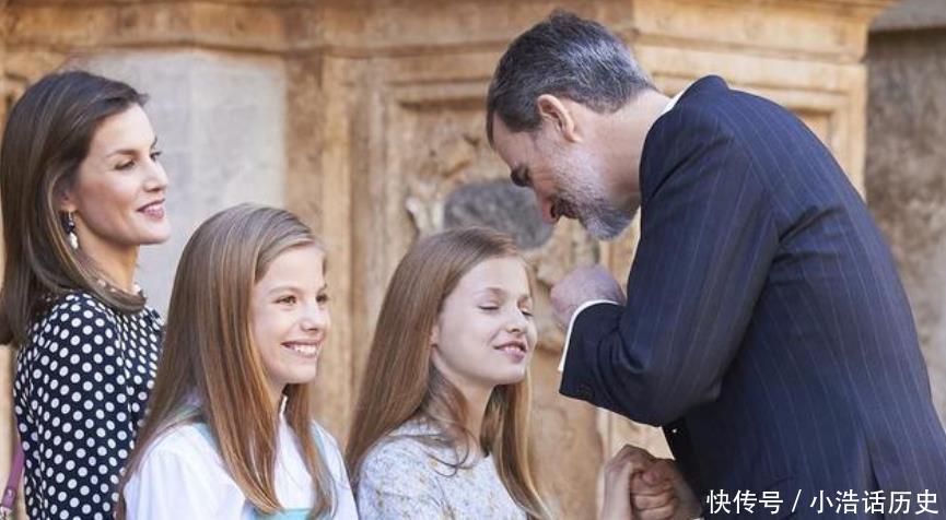 西班牙王室的两位小公主,同父同母但不同命,很