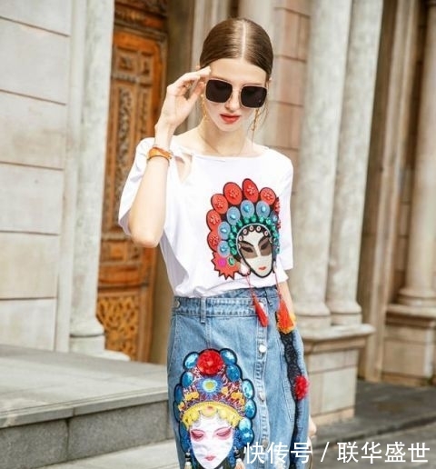  「女人」女人上了年纪，衣服不能乱穿，这5件衣服微胖穿更有气质