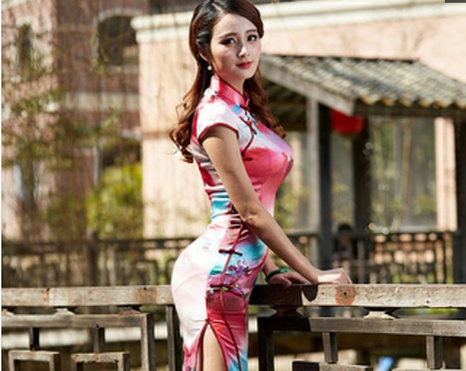 最能体现东方女性没美的服装:旗袍,将婀娜多姿的身材一览无余!