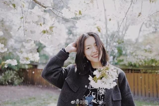 刘雯拍自然照前也要化妆2小时？太天真了！