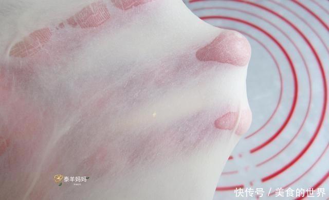 隔天:挑战手工吐司,成功搞定,隔天还能拉丝,暄软好吃,早餐不愁