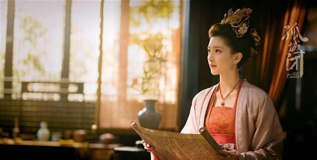  名字：演技，女主，“男神”都捧不红她，网友：她最“红”的就是名字