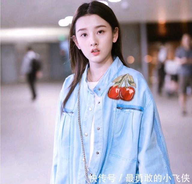 「微笑」有亮点的好看唇形微笑唇温柔有异性缘,花瓣唇性感饱满却少见!