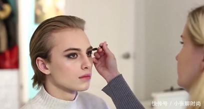 模特小哥哥挑战化妆,妆后效果却让人惊喜!感觉要被“掰弯”了!!