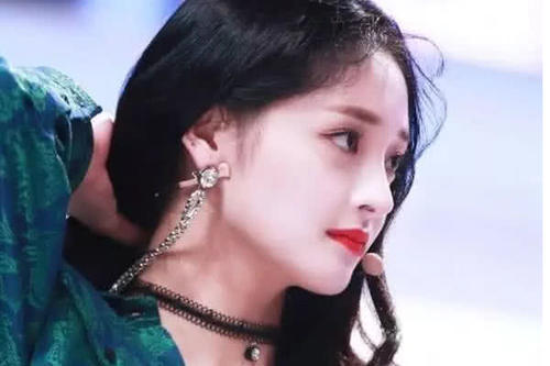 没有刘海的程潇，没有眼妆的孟美琪，短发的周洁琼分别长这样