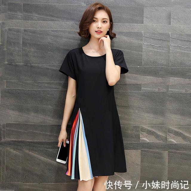  「大方」时尚大方的连衣裙，穿出成熟女人的性感魅力