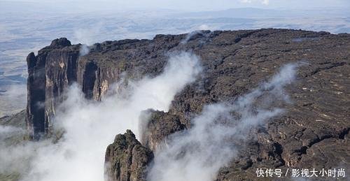 世界十大最震撼的自然奇观，中国有二处上榜，就在这两个省份