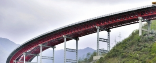 中国最“牛”的大桥，比港珠澳大桥雄伟100倍！你知道在哪儿？