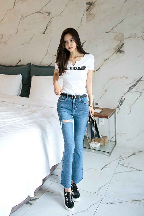 女神孙允珠，叛逆时尚版画艺术字母休闲衫