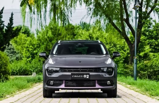 『吉利』吉利终于想通了，新车颜值媲美途观，内饰堪比智跑，不足12万