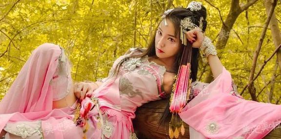 【美吧美啦案例】这逆天的颜值颠覆，竟只因一个双眼皮？！