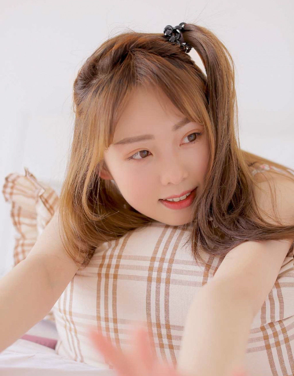 甜美萝莉美女性感撩人，让人看着都无法移开双眼