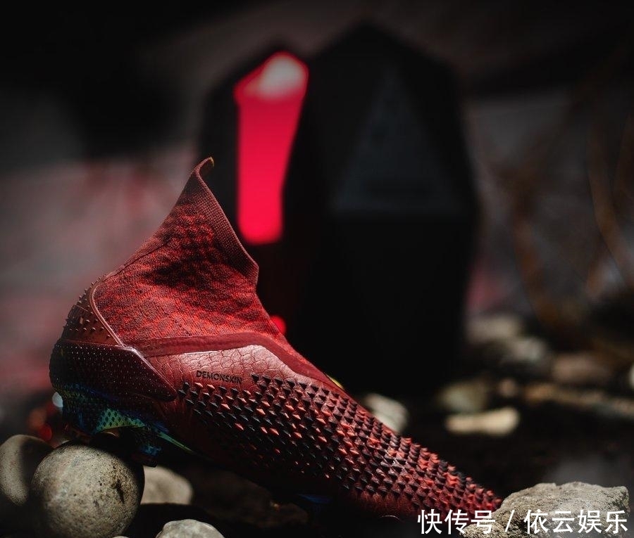 阿迪达斯:阿迪达斯发布Predator 20+ “Dragon”限量版足球鞋