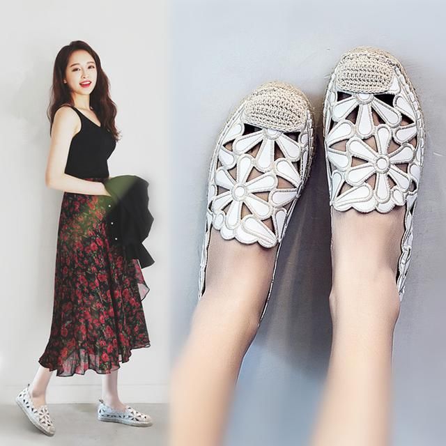 万万没想到，夏天除了小白鞋还有这样的女鞋，上脚显嫩显白，洋气