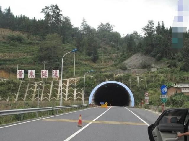 同等距离，走高速和国道哪个划算?认真一算，差距还真大