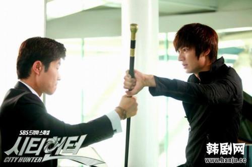 坚持6年每日只吃一餐，这位帅大叔演员的减肥食谱比女团还狠