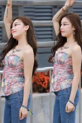 白里透红才能与众不同，牛仔裤帮你打造窈窕的身材