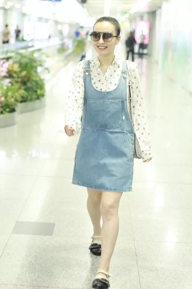 吴昕这次终于穿对了衣服，可这发型是什么鬼?