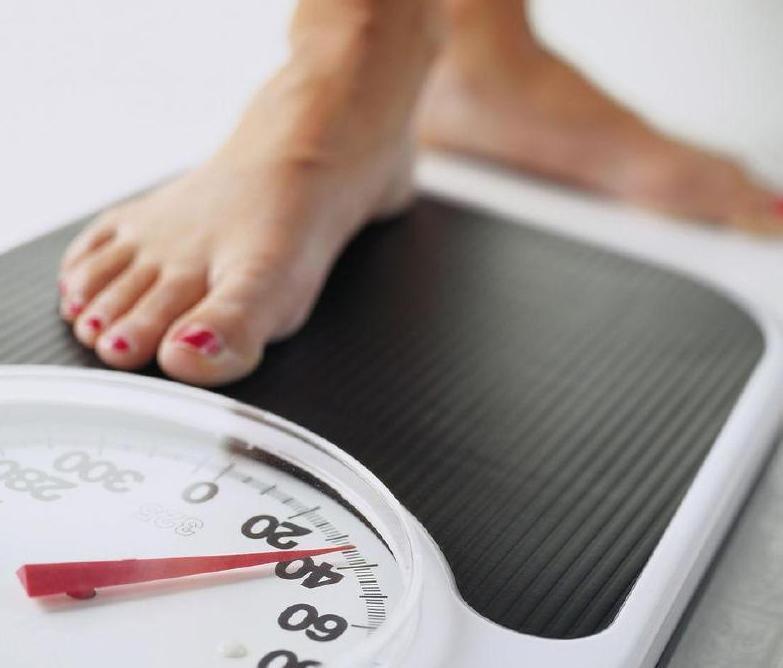 女性152-172cm标准体重对照表, 还在乱减肥? 或许你根本就不胖!