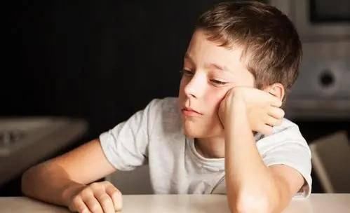 #父母#《少年说》学霸男孩天台哭诉:父母爱比较,孩子究竟有多煎熬?