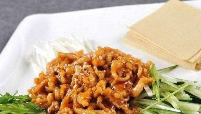 「交会」经典鲁菜品鉴，来品尝一下豆制品和肉的交会，京酱肉丝来啦
