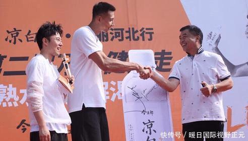  [今麦郎]中国方便面界的黑马：一年卖15亿包，不惧康师傅，目标