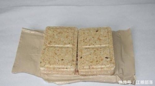 『一看』吃了压缩饼干可以扛饿48小时吗当放入沸水半个小时后,一看便知