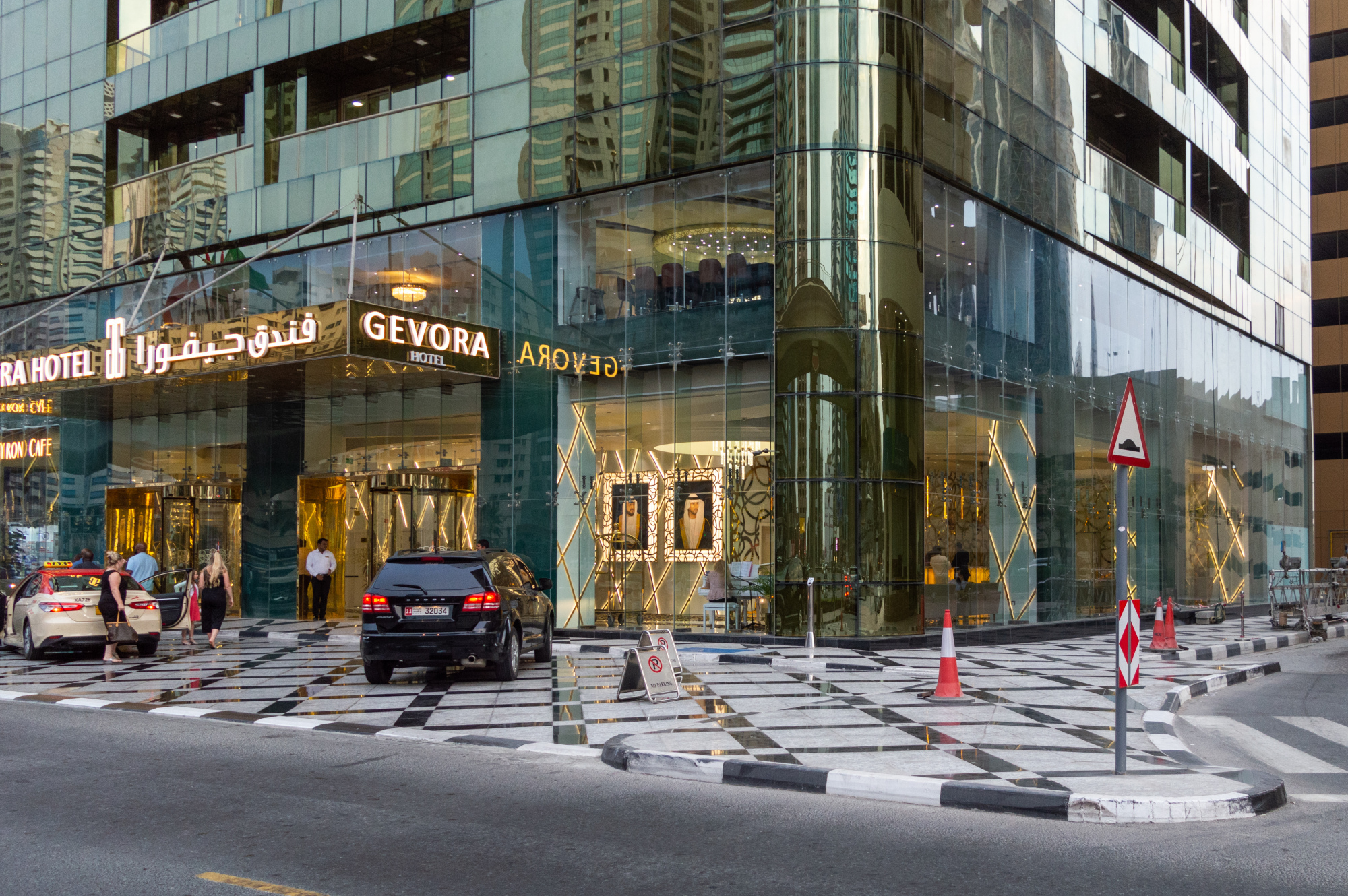 最心机酒店：花71亿建造只为全球第一，结果仅比原第一高1米