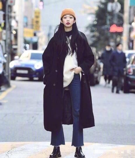 「女人」看完韩国时装周街拍,才明白会穿的女人,都离不开这些穿搭套路