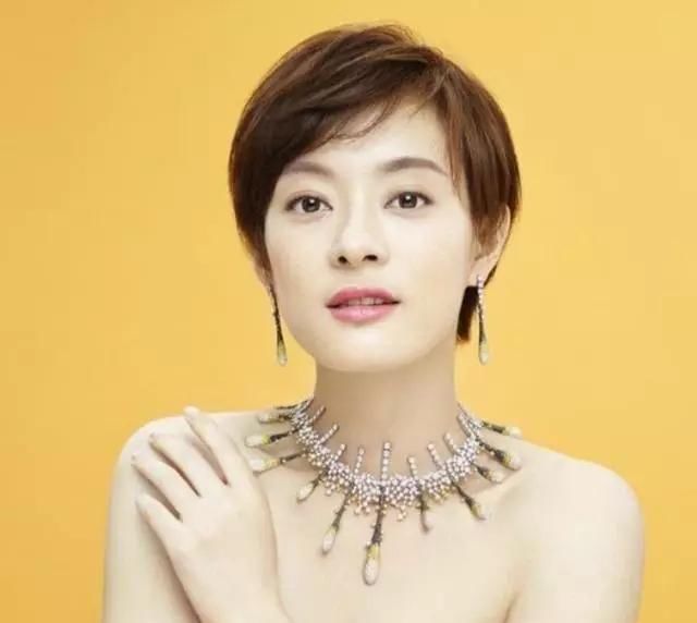 「种手型的女生」女人“手型”一般分为这5种!如若你是第1种