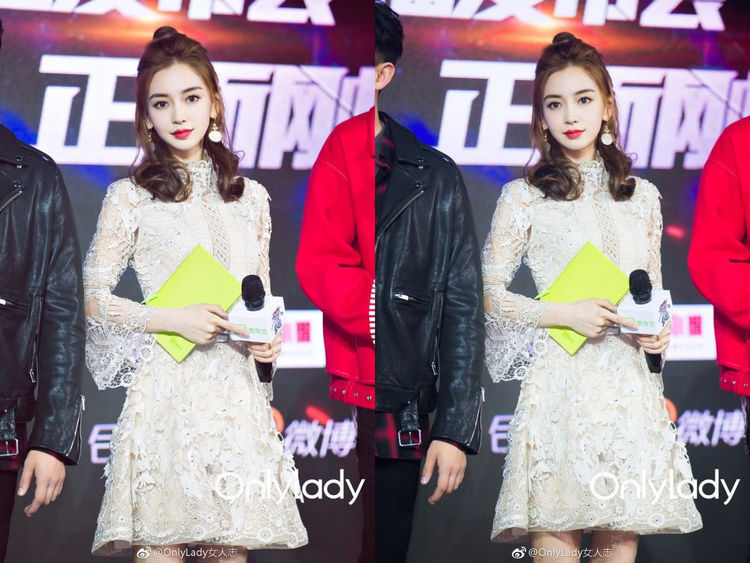 杨颖穿小蓝裙亮相，暴露了一双大长腿，网友：女神般的身材！