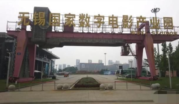 范冰冰工作室好荒凉！如今人去楼空，知情人还称她的广告禁止播出