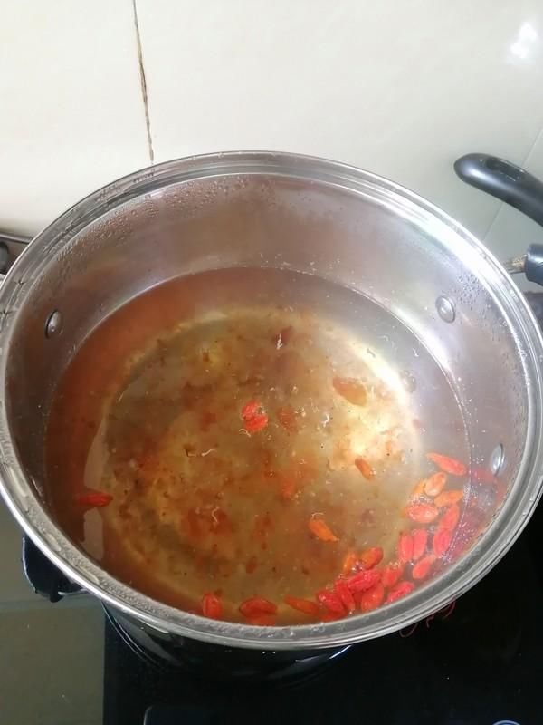  桃胶@怕做黄脸婆？那就坚持吃“它”，每天一小碗，胜过敷面膜！