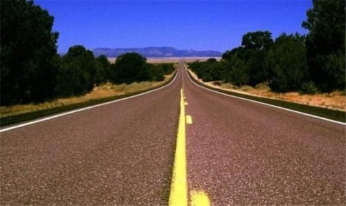  黄线@“单黄线”和“双黄线”有什么区别？新老司机不懂要注意了