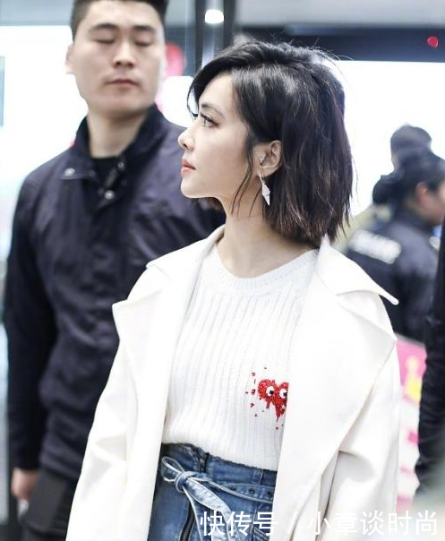 蔡依林也真敢穿!裤子都快穿到胸了!网友:腿短穿到脖子都没用!!