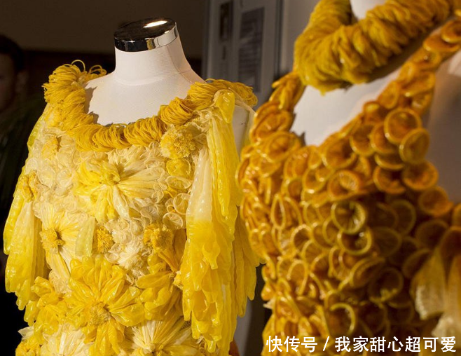 成千上万个避孕套做成裙子，却没有人敢穿，怕被尾随！