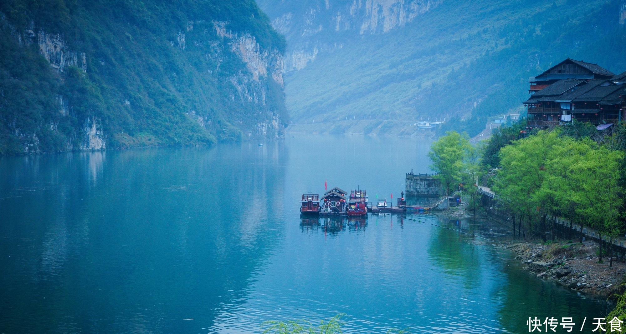 重庆这座千年古镇,如世外桃源,吴冠中的名画《老街》就在此诞生