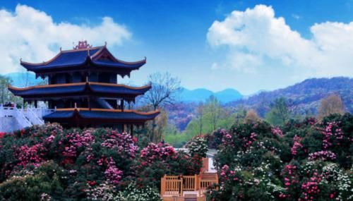 西部很受欢迎的省份，拥有丰富的旅游资源，并不是四川和云南