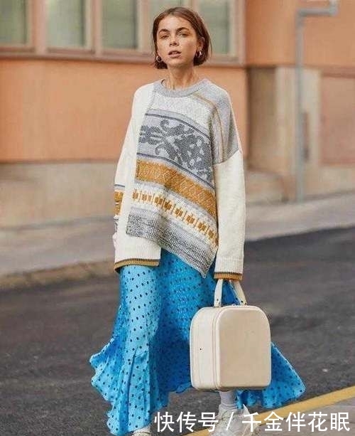 「穿搭」早春针织衫+阔腿裤这对cp你还不会搭配?这样穿时髦又显瘦
