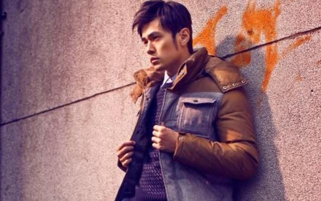 网友曝光周杰伦“出轨”，女主是这样回复的，网友这次彻底愤怒了