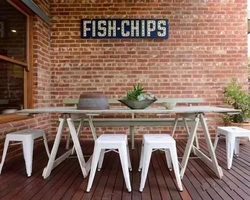 露台装成这样，一看就是个土豪，这样的露台谁不想要一个呢？