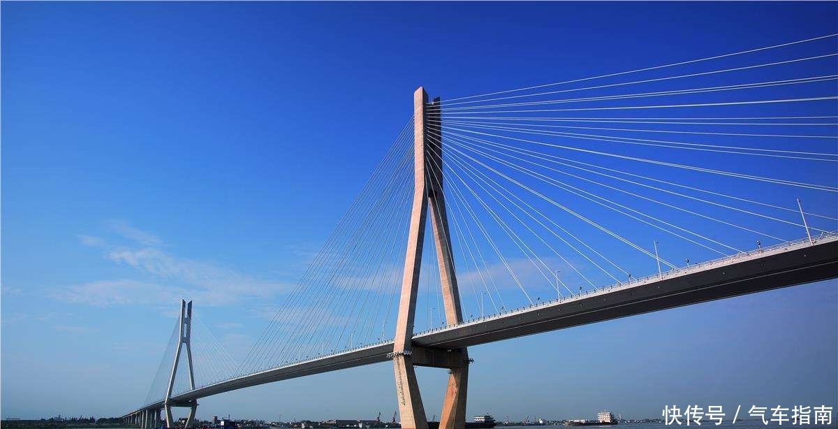 湖北在建长江大桥，耗资30亿时速350公里，预计2022年开通