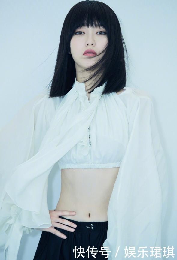 ?  二次元的唐嫣，短发细腰漫画腿  美出新高度，罗晋真有福