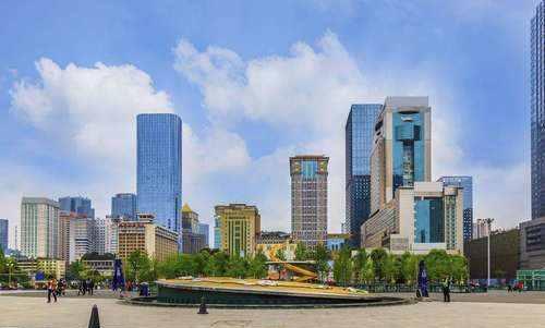 中国最幸福城市：GDP10年增长了1万亿，如今GDP比省内第二高万亿