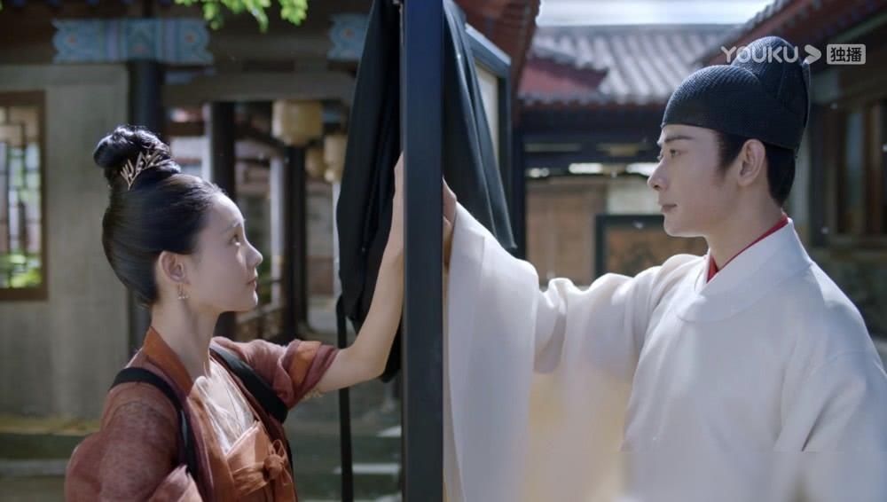 鹤唳华亭为什么总哭