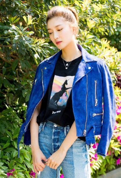 32岁江疏影穿九分牛仔裤配直接现身!网友:气质好,穿啥都好看