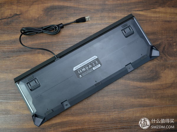 键盘脏了怎么办?拿去冲冲水!RAPOO 雷柏 V750防水背光机械键盘体验